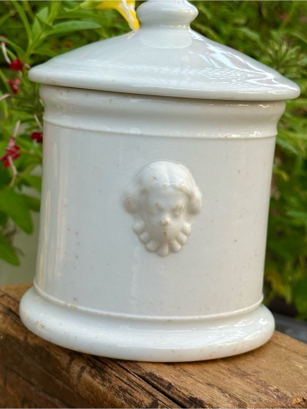 Vintage K T and K China Lidded Jar Cherub Face White Vanity Trinket Jar - Picture 2 of 11